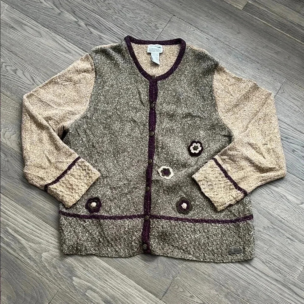 Northern Reflections | Vintage green and brown knit cardigan sweater